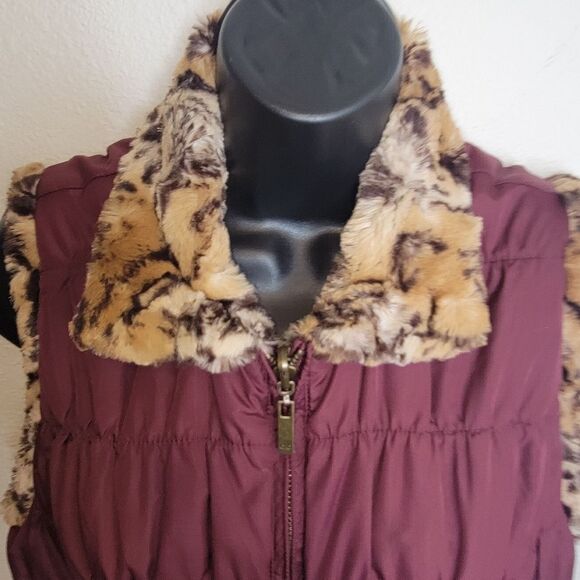 Dennis Basso Reversible Faux Fur Vest size XS - Picture 5 of 7